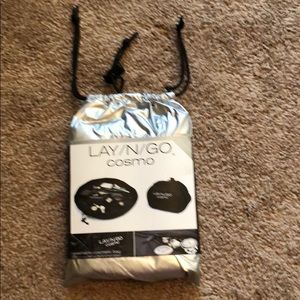 Lay and go cosmetic bag